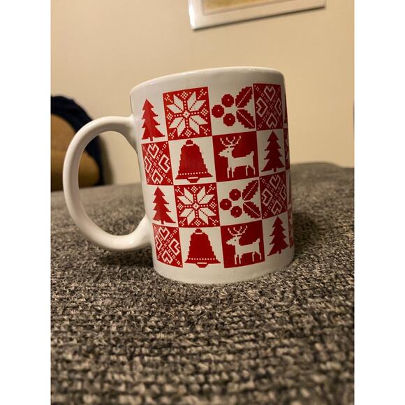 Just For You By Mega Toys Holiday Coffee Mug Red Knit Squares C Handle 12 Oz New - Picture 4 of 5